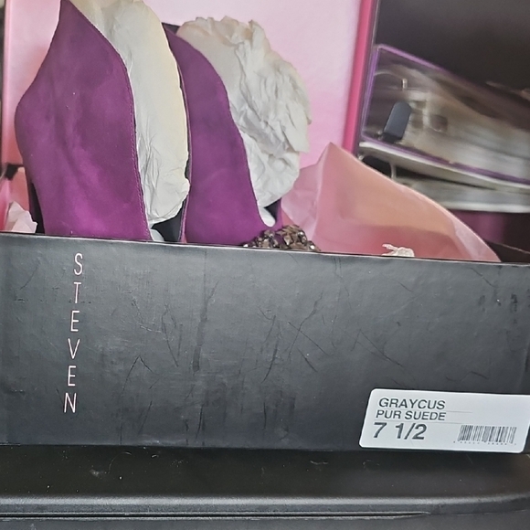 Steven By Steve Madden Women's Elegant Purple Heels - Picture 2 of 3